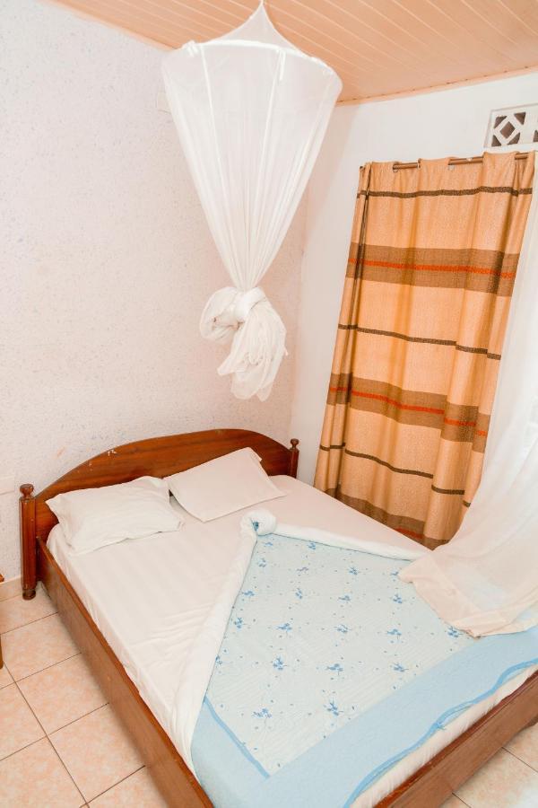 Auberge La Caverne Kigali Buitenkant foto