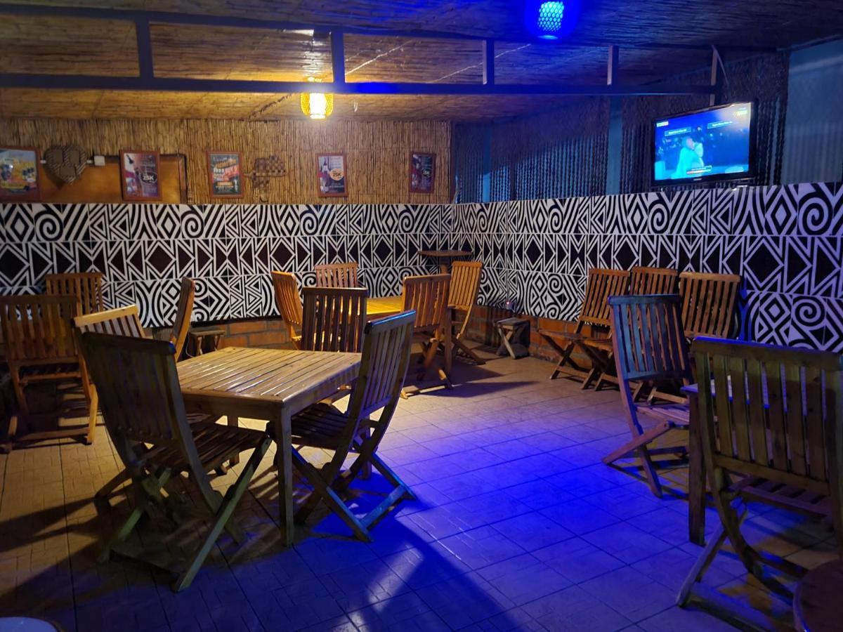 Auberge La Caverne Kigali Buitenkant foto