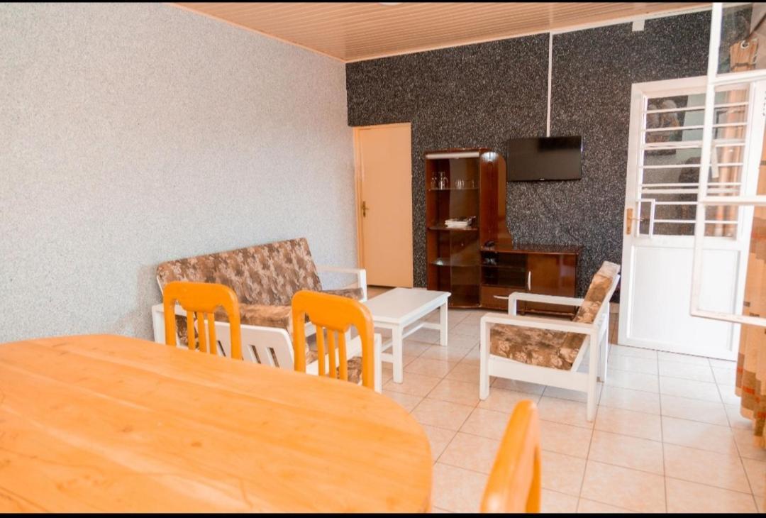 Auberge La Caverne Kigali Buitenkant foto