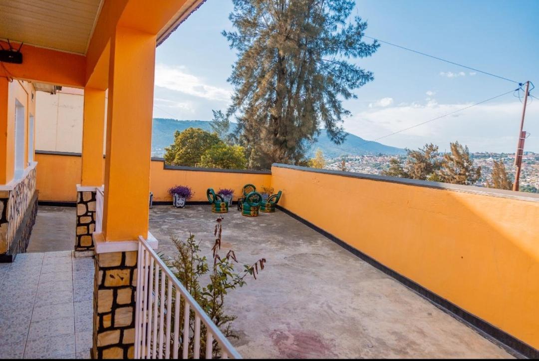 Auberge La Caverne Kigali Buitenkant foto